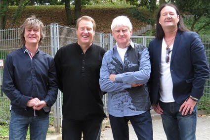 John Lee und Barclay James Harvest sm (7)