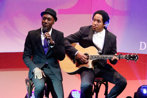Aloe Blacc - der auf Obamas ganz persnlicher aber ffentlicher "Summer Playlist" -  steht sorgte fr Musik. 
