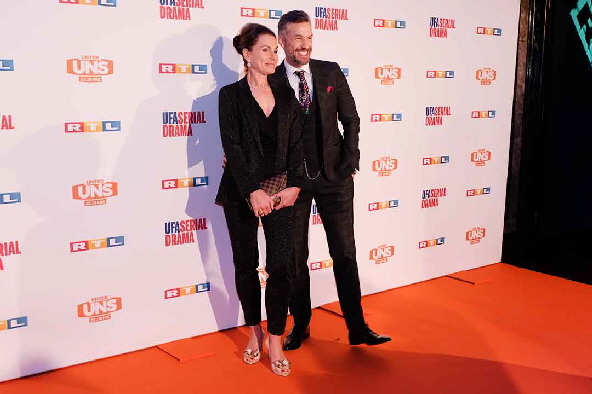 Imke Brgger (Rebecca Matern) und Stefan Bokelmann (Malte Winter)