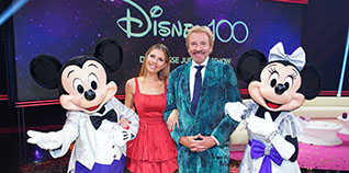victoria-swarowski-und-thomas-gottschalk-moderieren-disney-100-die-groe-jubilaumsshow-bei-rtl_titel victoria-swarowski-und-thomas-gottschalk-moderieren-disney-100-die-groe-jubilaumsshow-bei-rtl_titel